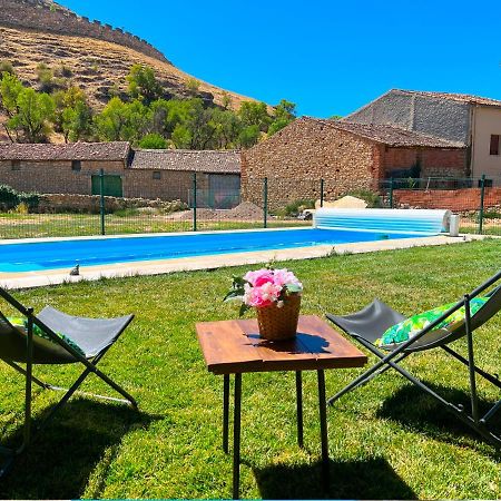 Hotel Rural La Huerta Montejo de la Vega de la Serrezuela Exterior foto